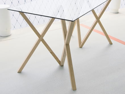 Socles de table, tréteaux