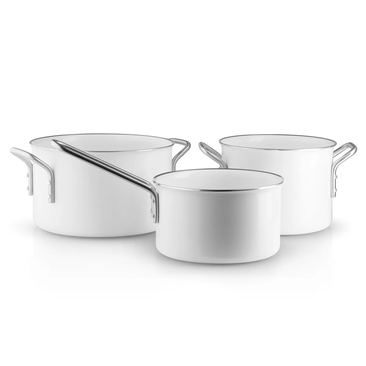 Eva Trio - Batterie de cuisine White Linde casserole à manche 1,8 L / cocotte 2,5 L / cocotte 3,8 L Eva Trio - Batterie de cuisine White Linde casserole à manche 1,8 L / cocotte 2,5 L / cocotte 3,8 L
