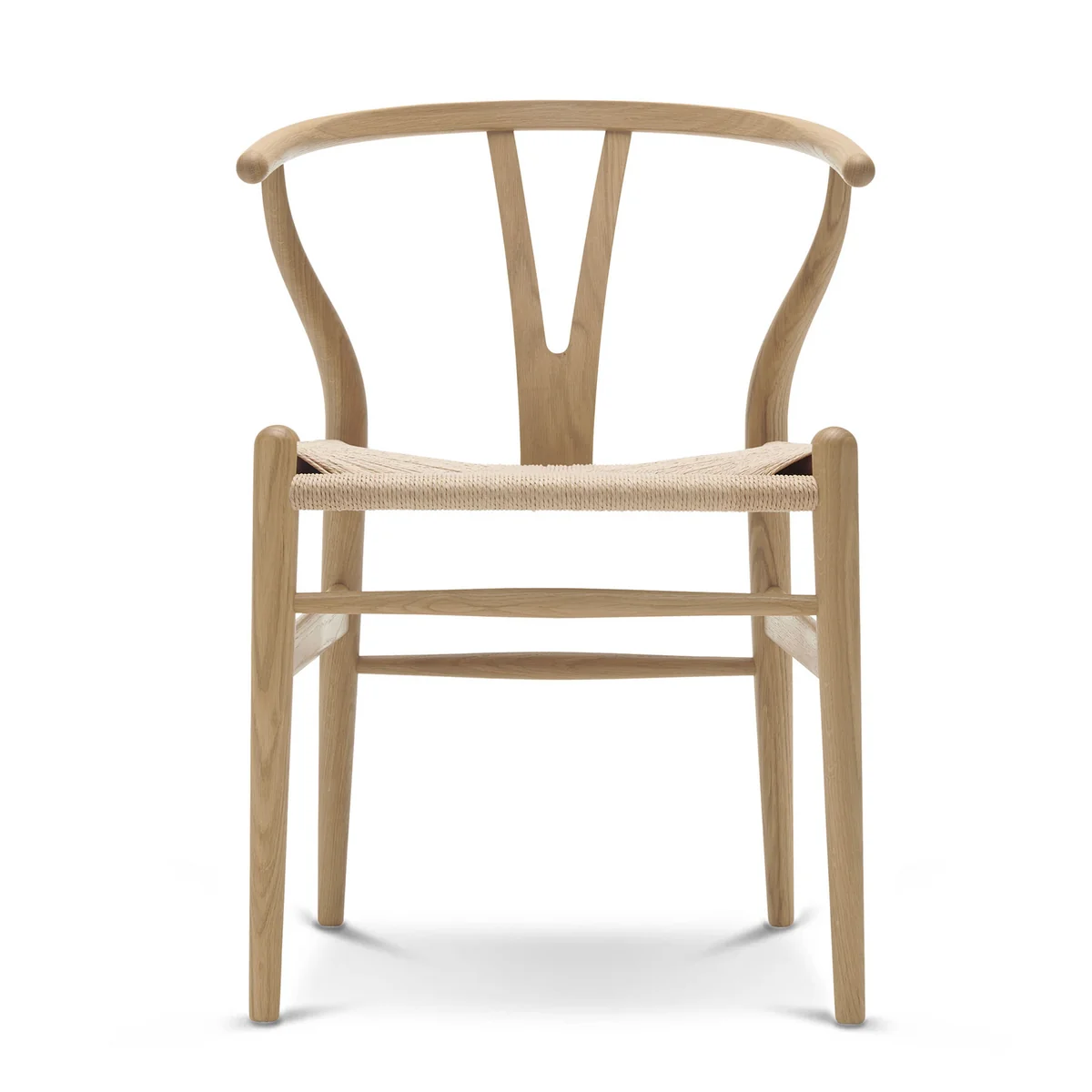 Carl Hansen - CH24 Wishbone Chair , chêne savonné / tressage naturel Carl Hansen - CH24 Wishbone Chair , chêne savonné / tressage naturel