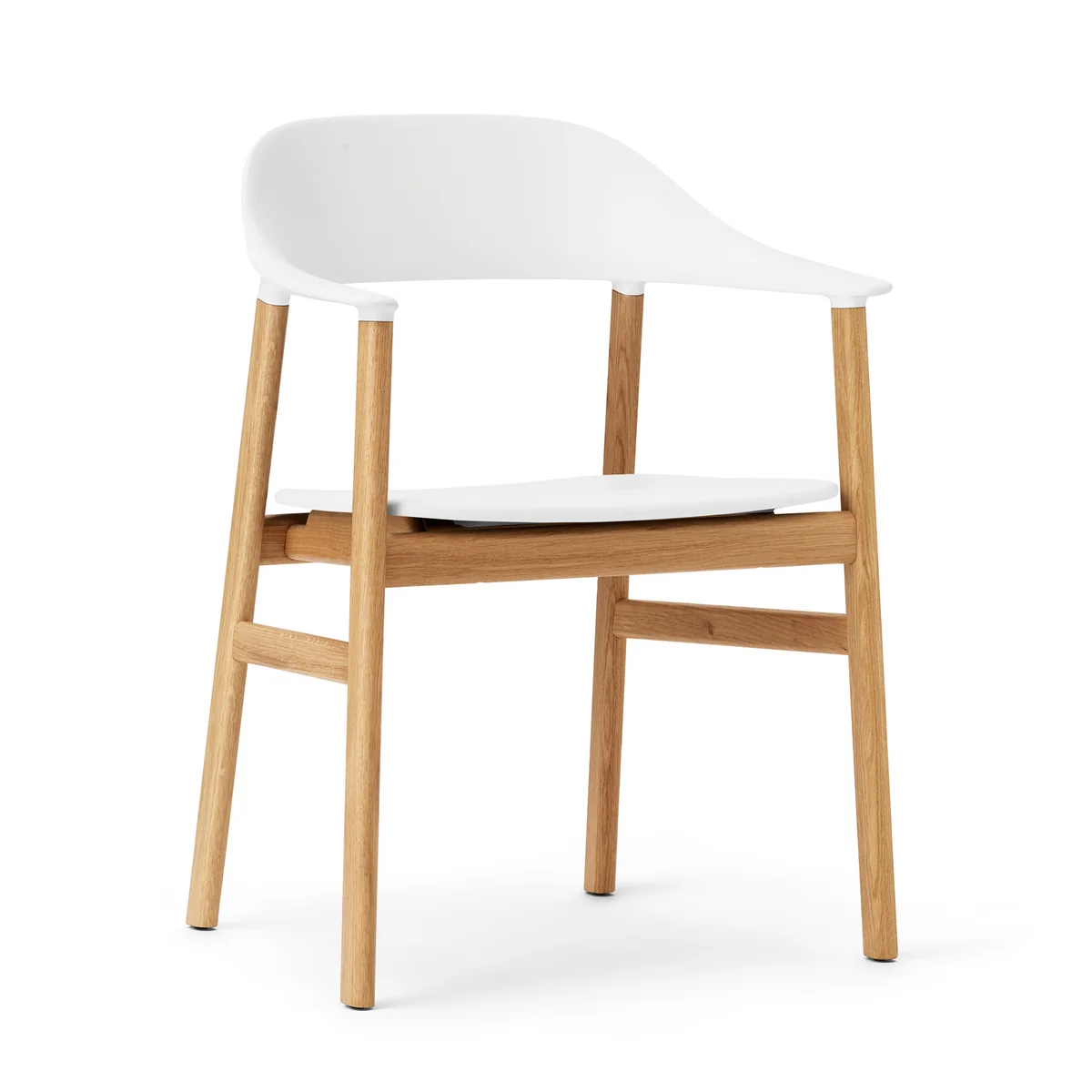 Normann Copenhagen - Chaise à accoudoirs Herit, chêne / blanc Normann Copenhagen - Chaise à accoudoirs Herit, chêne / blanc