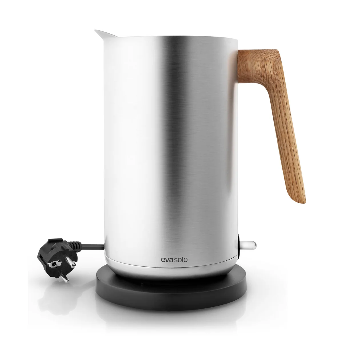 Eva Solo - Nordic Kitchen Bouilloire 1,5 l, acier inoxydable / chêne Eva Solo - Nordic Kitchen Bouilloire 1,5 l, acier inoxydable / chêne