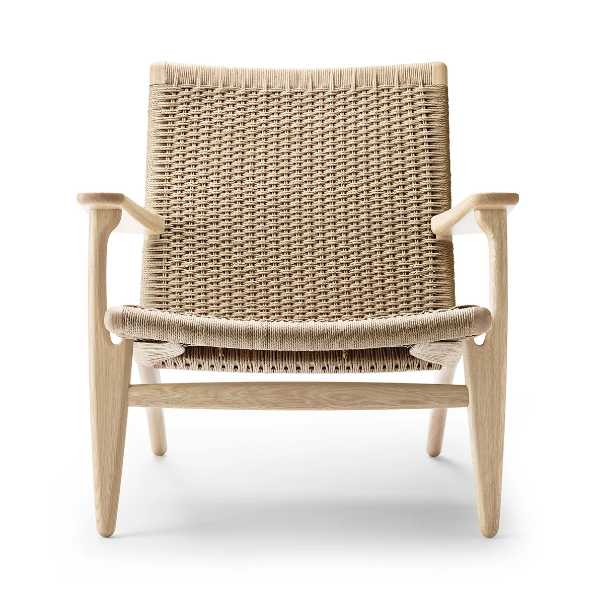 Carl Hansen - CH25 Fauteuil, chêne savonné / tressage naturel Carl Hansen - CH25 Fauteuil, chêne savonné / tressage naturel