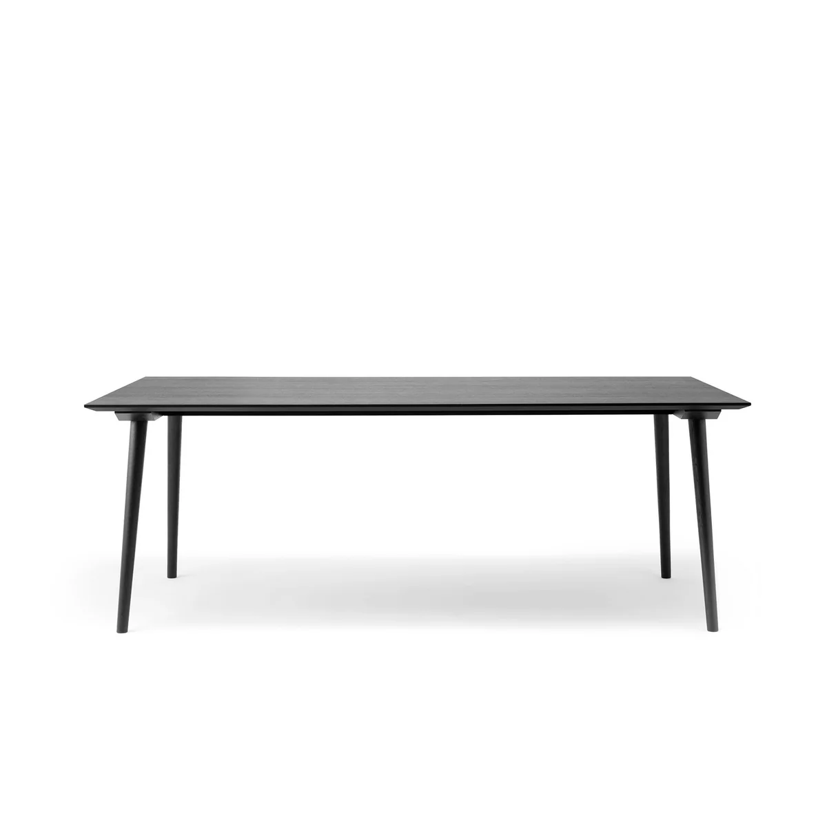 & tradition - Table 'In Between' SK5, 90 x 200 cm, chêne laqué noir & tradition - Table 'In Between' SK5, 90 x 200 cm, chêne laqué noir