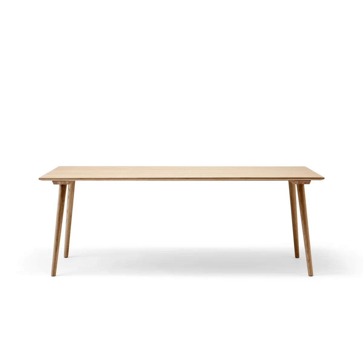& tradition - Table 'In Between' SK5, 90 x 200 cm, chêne laqué & tradition - Table 'In Between' SK5, 90 x 200 cm, chêne laqué