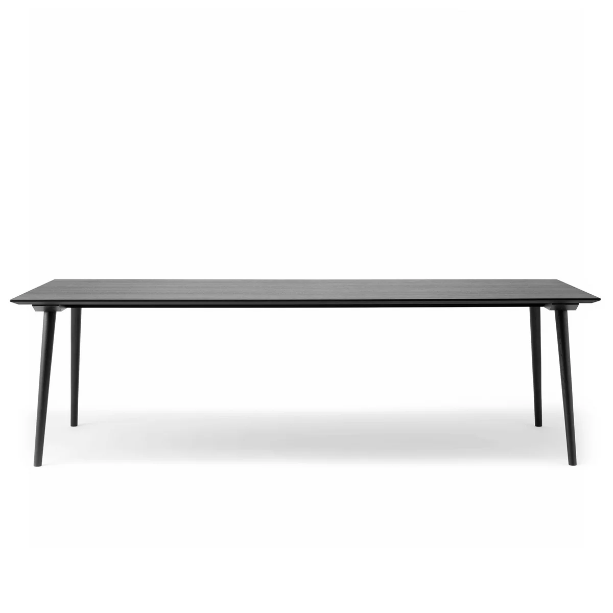 & tradition - Table 'In Between' SK6, 100 x 250 cm, chêne laqué noir & tradition - Table 'In Between' SK6, 100 x 250 cm, chêne laqué noir
