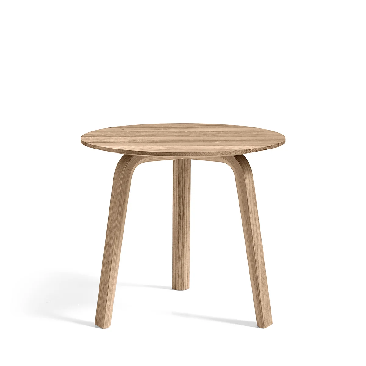 HAY - Bella Table d'appoint Ø 45 cm / H 39 cm, chêne laqué mat HAY - Bella Table d'appoint Ø 45 cm / H 39 cm, chêne laqué mat
