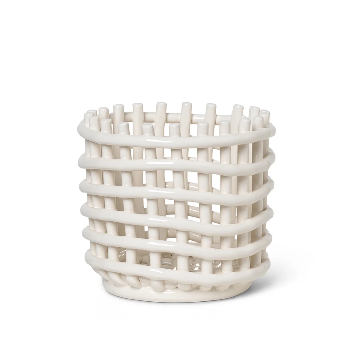 Ferm Living - Corbeille en céramique, petite, blanc cassé Ferm Living - Corbeille en céramique, petite, blanc cassé