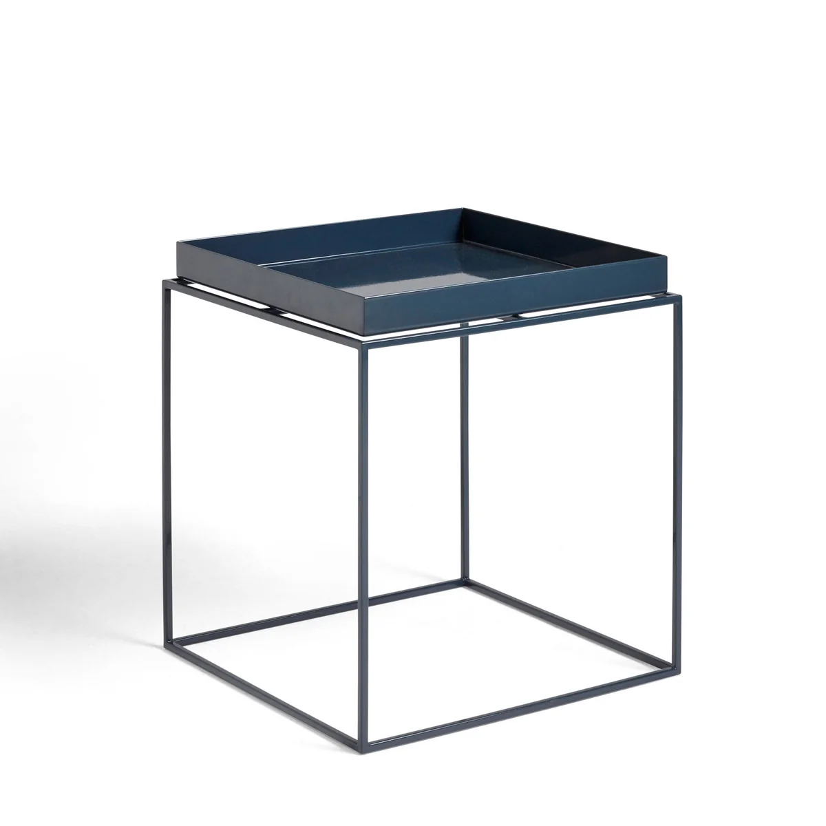 HAY - Tray Table 40 x 40 cm, bleu foncé brillant HAY - Tray Table 40 x 40 cm, bleu foncé brillant