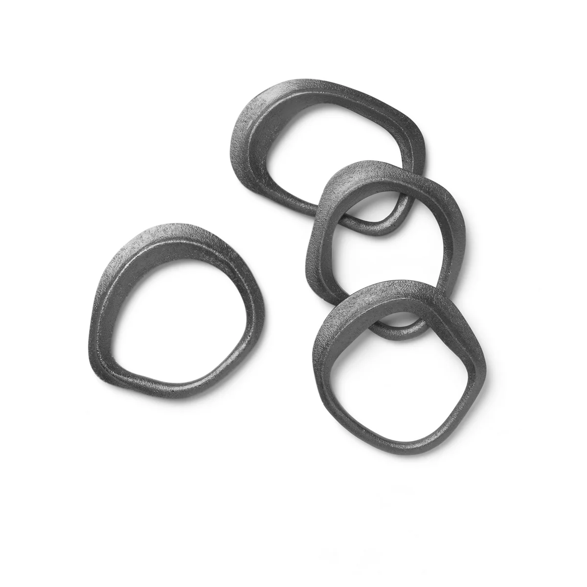 Ferm Living - Anneaux à serviette flow, laiton noir (lot de 4)