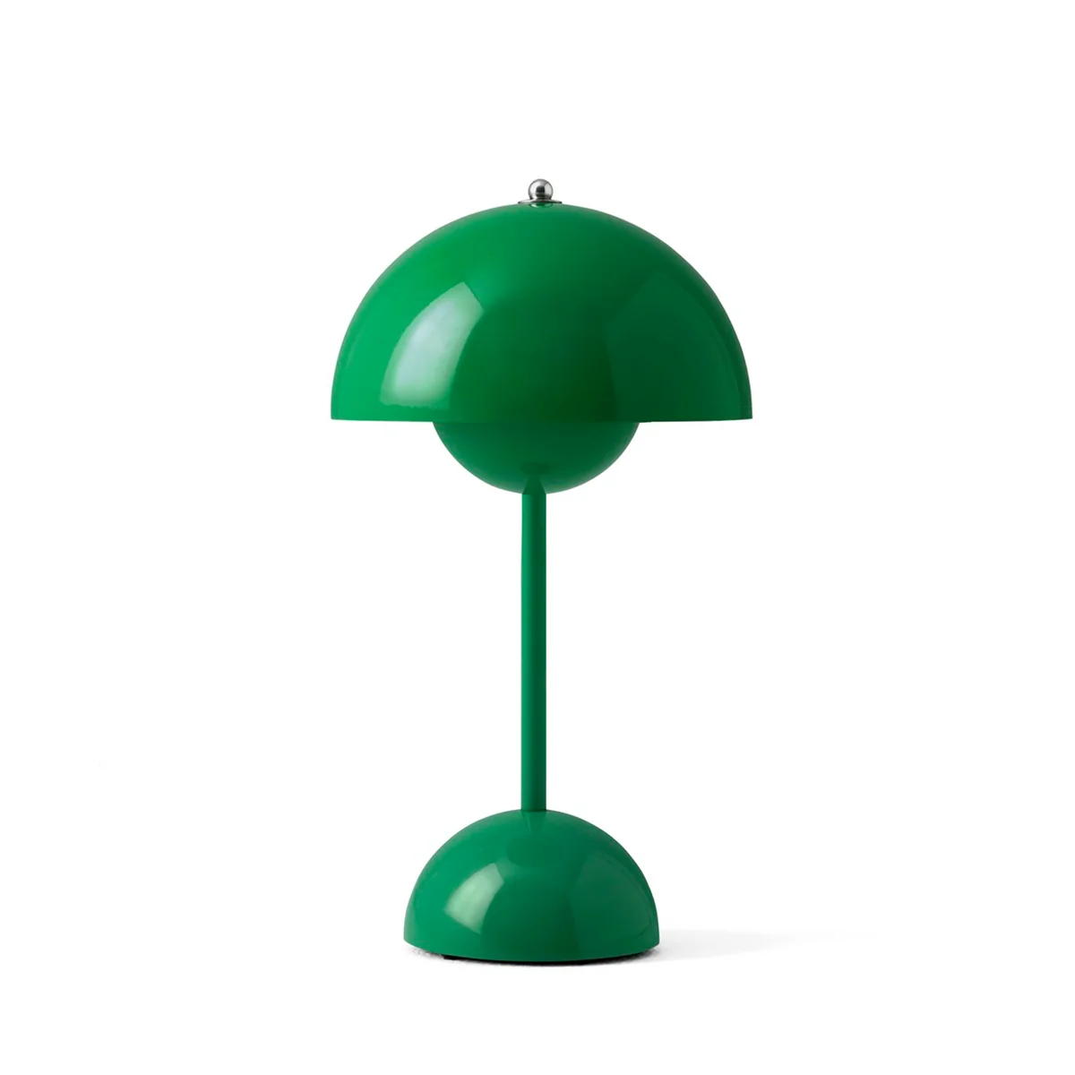 & Tradition - Flowerpot Lampe de table rechargeable VP9 avec câble de recharge magnétique, brillant, vert signal & Tradition - Flowerpot Lampe de table rechargeable VP9 avec câble de recharge magnétique, brillant, vert signal
