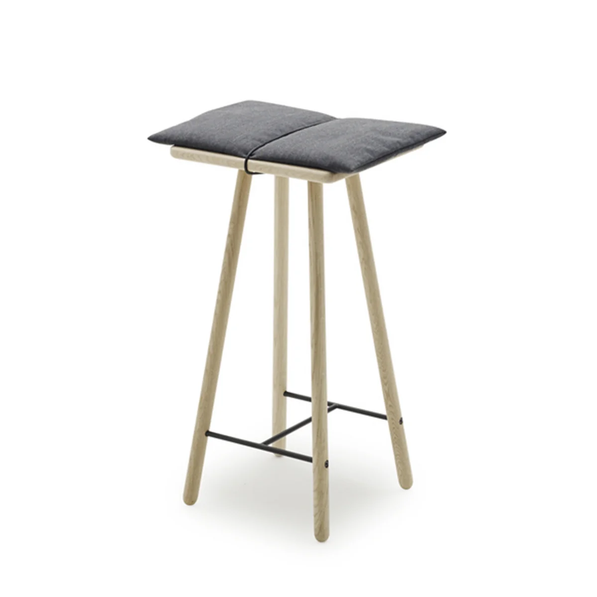 Fritz Hansen - Skagerak Georg Tabouret de bar H 67 cm, chêne / gris foncé Fritz Hansen - Skagerak Georg Tabouret de bar H 67 cm, chêne / gris foncé