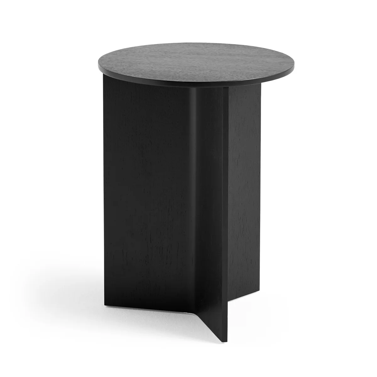 HAY - Slit Table Round High, Ø 35 x H 47 cm, chêne noir HAY - Slit Table Round High, Ø 35 x H 47 cm, chêne noir