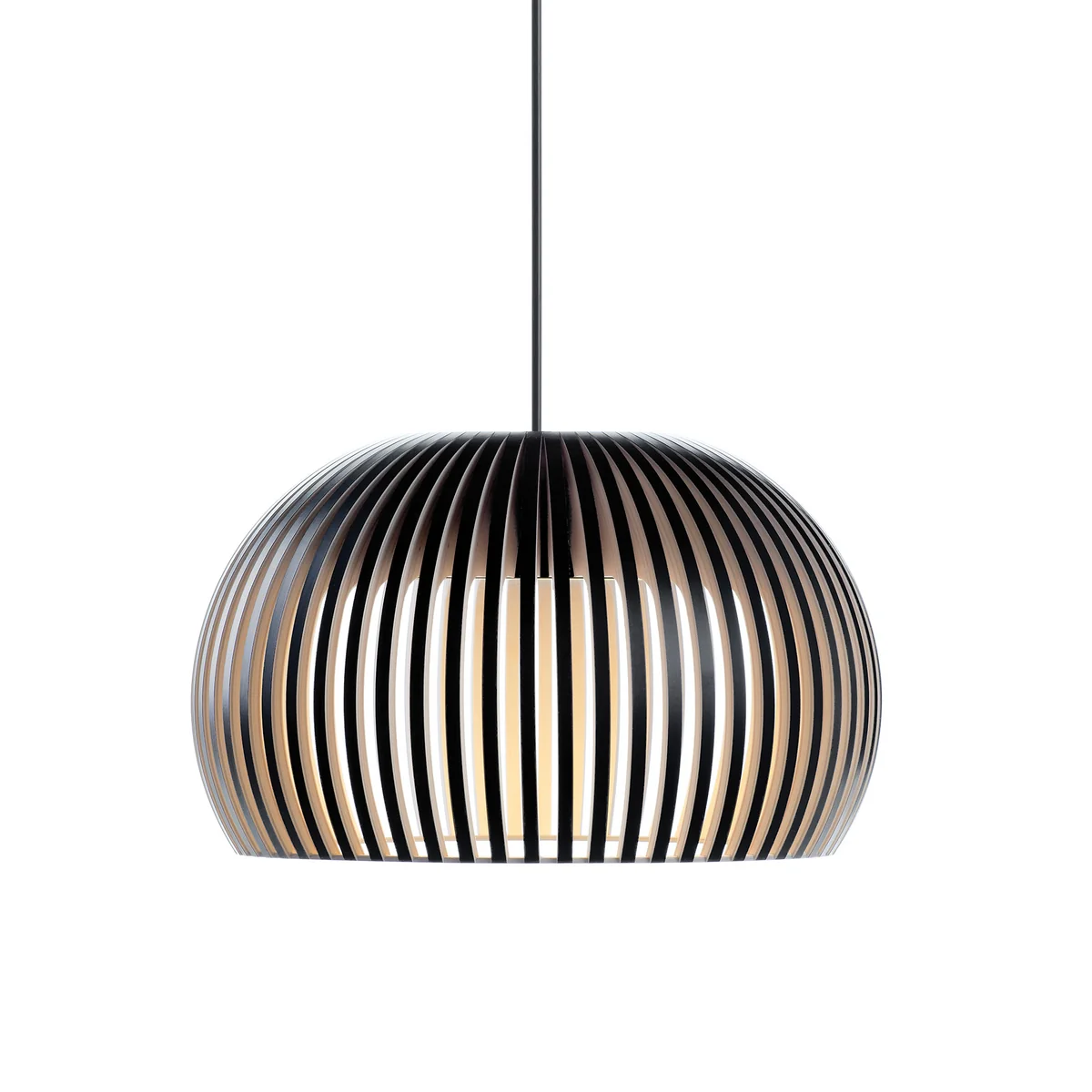 Secto - Atto 5000 luminaire suspendu à led, ø 34 x h 21 cm, noir Secto - Atto 5000 luminaire suspendu à led, ø 34 x h 21 cm, noir
