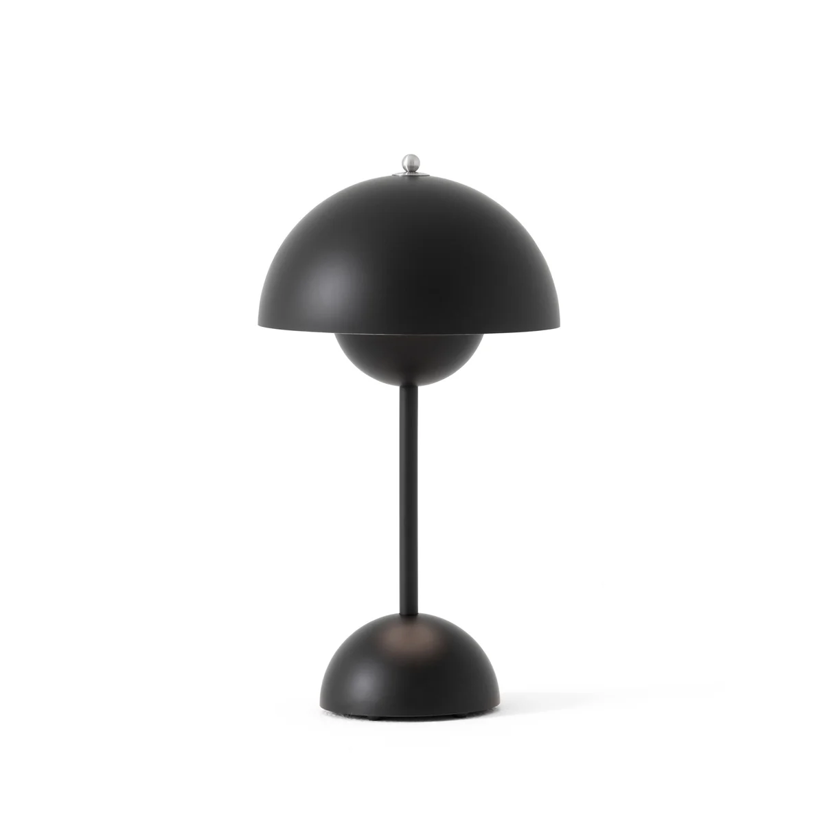 & Tradition - Flowerpot Lampe de table rechargeable VP9 avec câble de recharge magnétique, mate, noire & Tradition - Flowerpot Lampe de table rechargeable VP9 avec câble de recharge magnétique, mate, noire