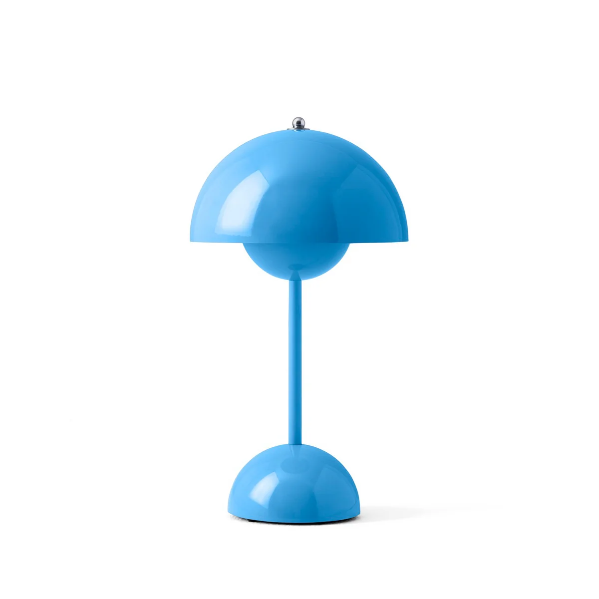 & Tradition - Flowerpot Lampe de table rechargeable VP9 avec câble de recharge magnétique, brillant, bleu natation & Tradition - Flowerpot Lampe de table rechargeable VP9 avec câble de recharge magnétique, brillant, bleu natation
