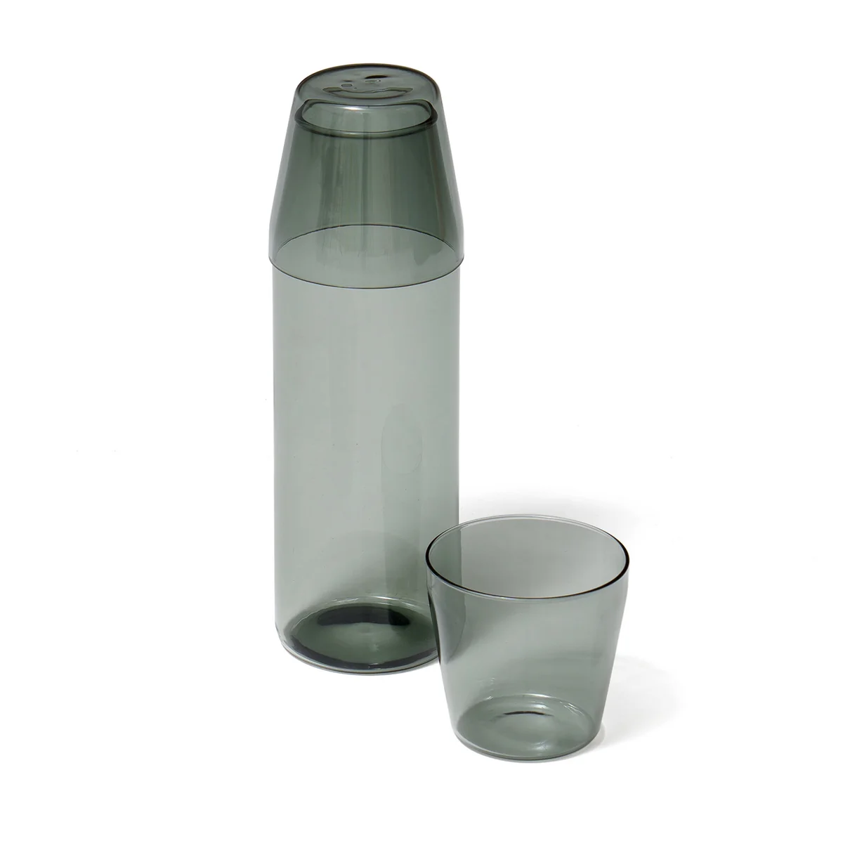 NINE - Milk Set carafe + verre à boire (set de 2), gris NINE - Milk Set carafe + verre à boire (set de 2), gris
