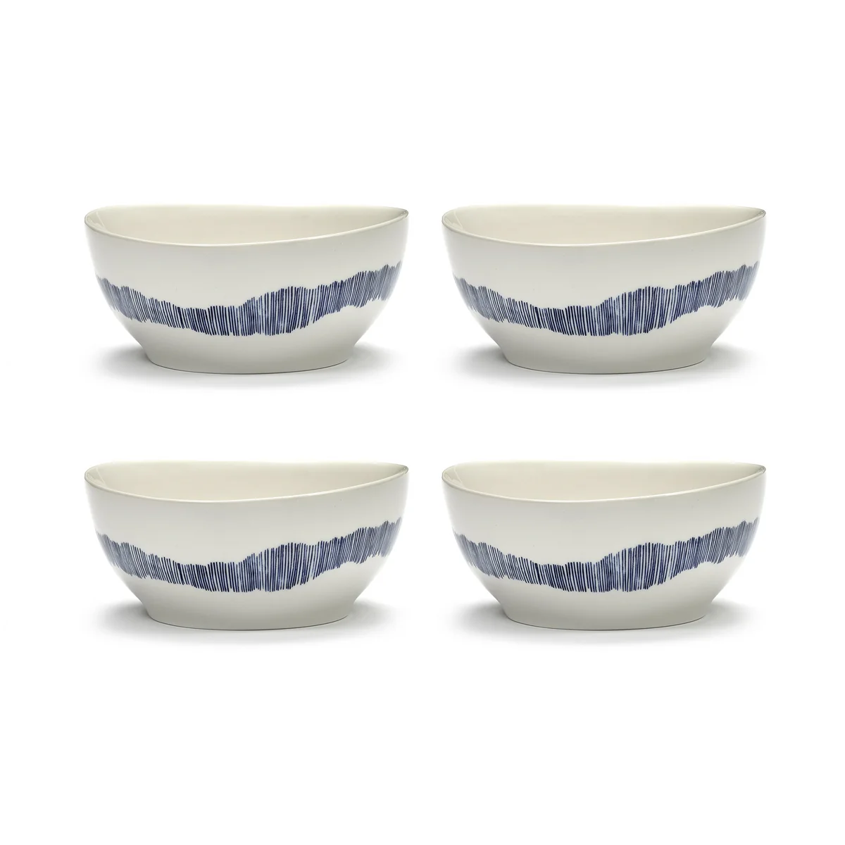 Serax - Feast Bol, Ø 16 cm, blanc / bleu rayé (set de 4) Serax - Feast Bol, Ø 16 cm, blanc / bleu rayé (set de 4)