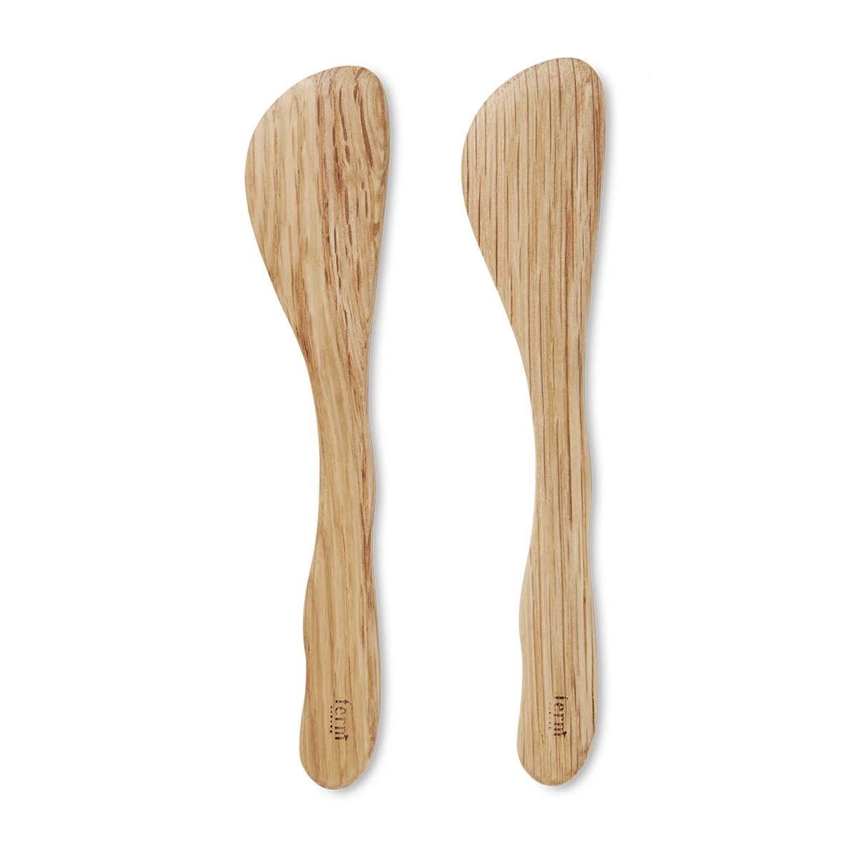 Ferm Living - Cairn Couteau à beurre, chêne (set de 2) Ferm Living - Cairn Couteau à beurre, chêne (set de 2)