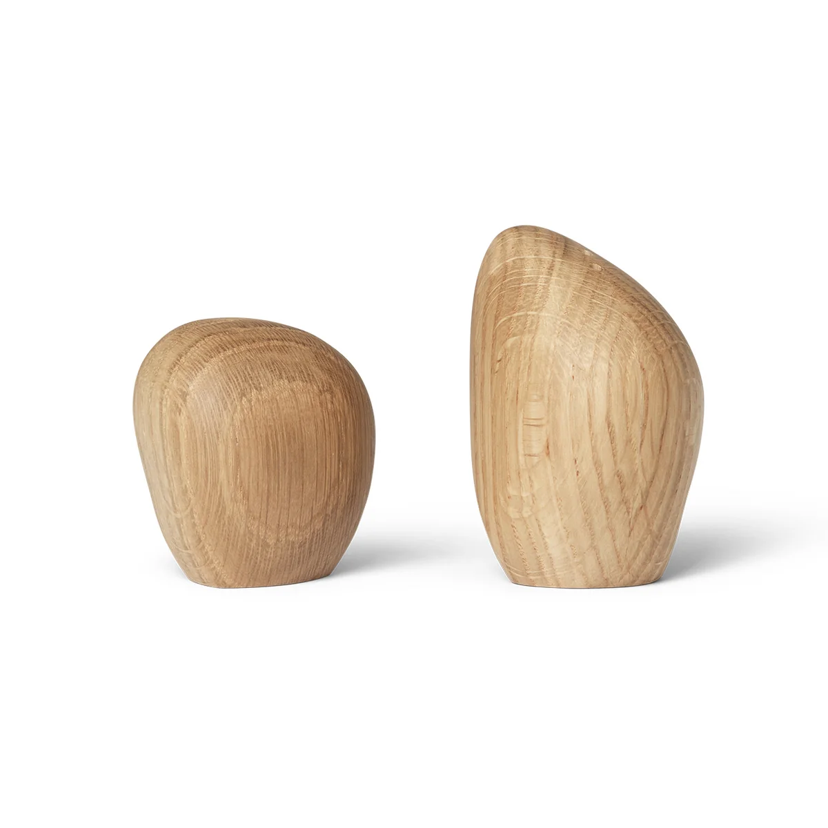 Ferm Living - Salière et poivrière Cairn, chêne laqué (set de 2)
