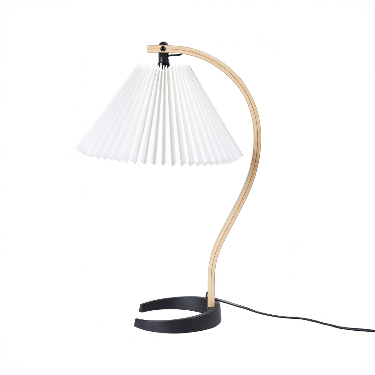 GUBI - Timberline lampe de table, chêne / blanc GUBI - Timberline lampe de table, chêne / blanc