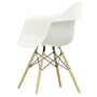 Vitra - Eames Plastic Armchair DAW (H 43 cm), frêne miel / blanc, feutres blanc (sol dur)