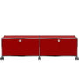USM Haller - Le meuble TV/Hifi Lowboard M avec deux portes à rabat et roulettes, en rouge rubis