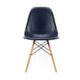 Vitra - Side Chair Eames en fibre de verre DSR, érable jaunâtre / Eames bleu marine (feutre planeur blanc)