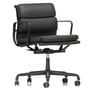 Vitra - EA 217 Soft Pad chaise de bureau revêtue noir profond avec accoudoirs, pivotante, cuir Premium F nero (roulettes pour sols durs)