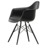 Vitra - Fauteuil en plastique Eames DAW, noir érable / noir foncé (feutre basique planeur foncé)