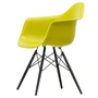 Vitra - Eames Plastic Armchair DAW RE, érable noir / moutarde (patins en feutre basic dark)