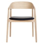 Andersen Furniture - AC2 Chaise, chêne blanc pigmenté / cuir noir