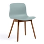 HAY - About A Chair AAC 12 , noyer laqué / dusty blue 2. 0 (patins en plastique)