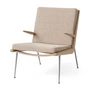 & Tradition - Boomerang HM2 Loungechair, structure en chêne huilé / pieds en acier inoxydable, beige (Karakorum 003)