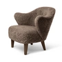 Audo - Ingeborg Fauteuil, chêne teinté foncé / Sheepskin Sahara
