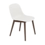 Muuto - Fiber Side Chair Wood Base, chêne teinté foncé / blanc recyclé