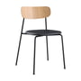 Andersen Furniture - Scope Chaise, structure noire / chêne teinté blanc / cuir noir