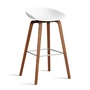HAY - About A Stool AAS 32 H 75 cm, noyer laqué / acier inoxydable / white 2. 0 (patins en feutre)