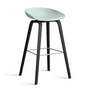 HAY - About A Stool AAS 32 H 75 cm, chêne laqué noir / acier inoxydable / dusty mint 2. 0 (patins en plastique)
