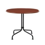 Gubi - Carmel Bistro Table de salon, 75 x 75 cm, noir / rock red