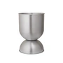 Ferm Living - Hourglass Pot de fleurs moyen, Ø 40 x H 59 cm, aluminium