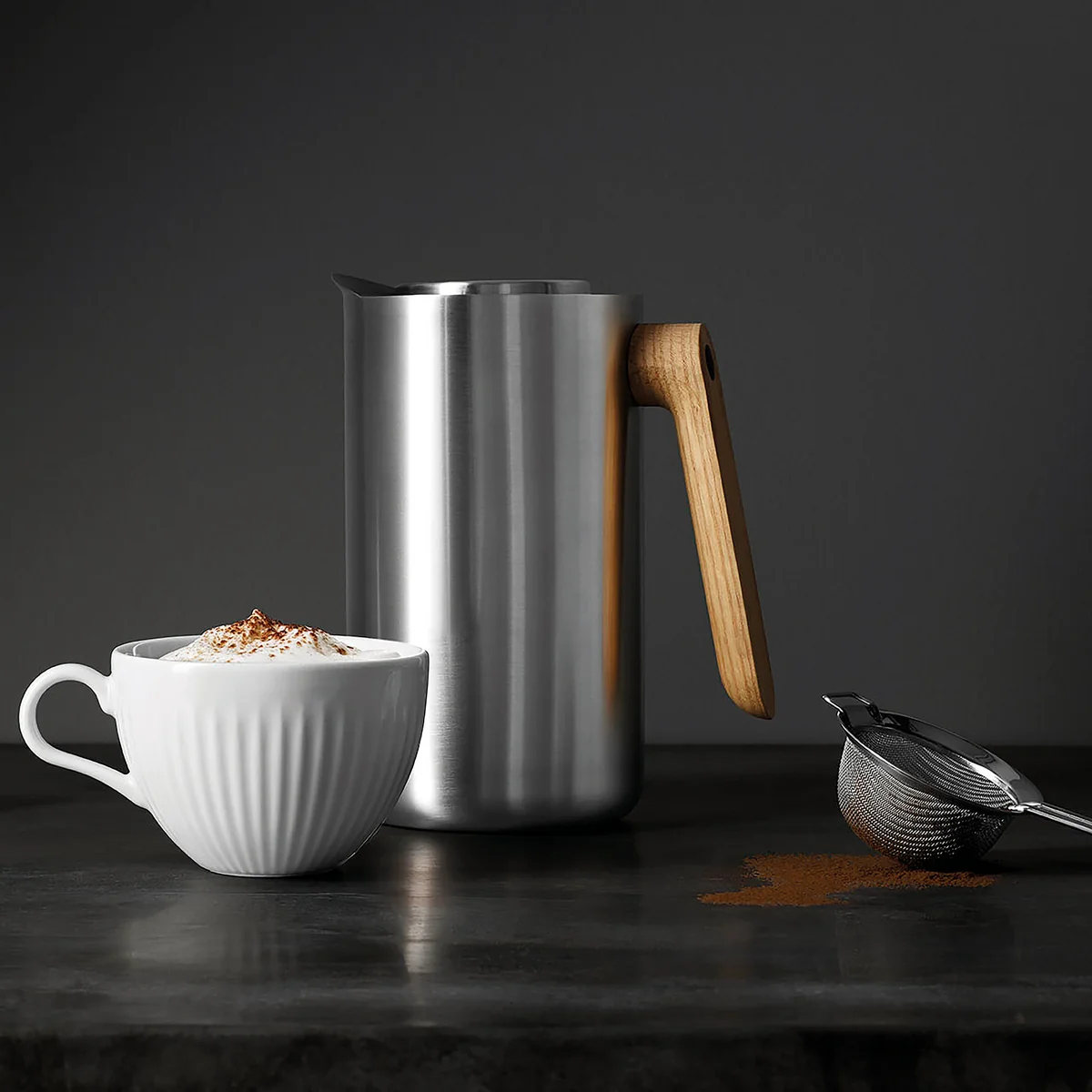 Pichet filtre-presse de cuisine nordique 1 l par Eva Solo en acier inoxydable / chêne