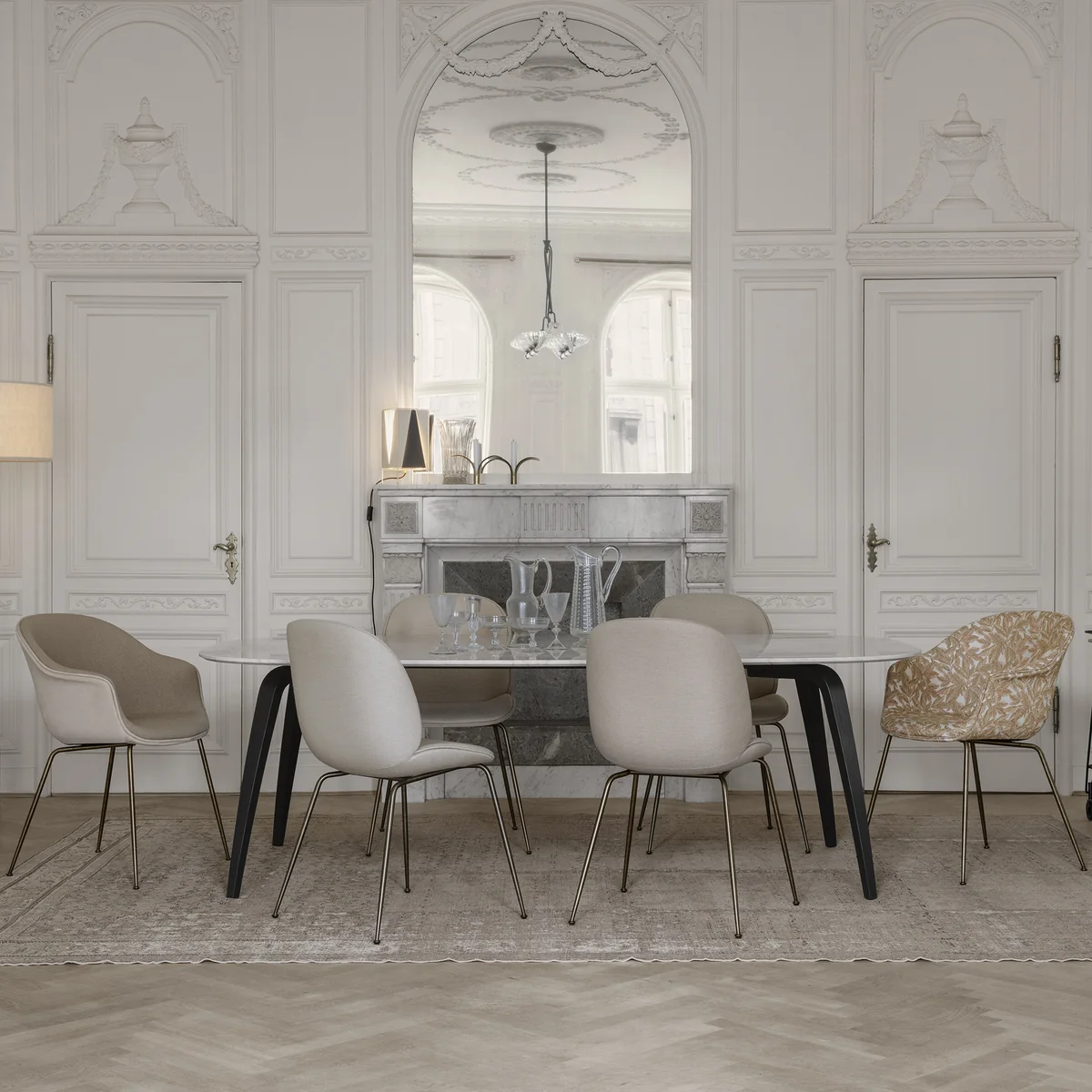 Bat Dining - Chaise de Gubi