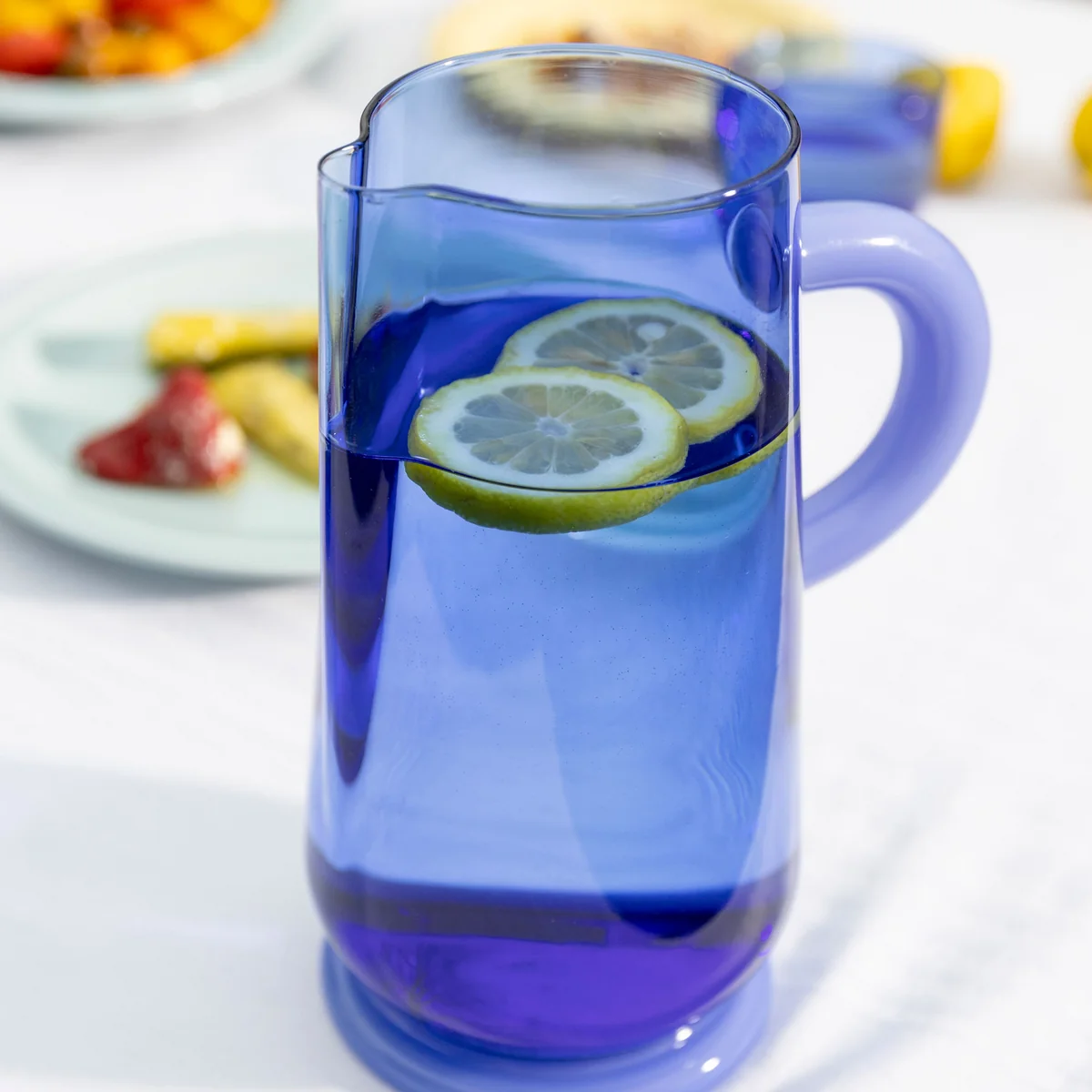 Dew Carafe 1 L, blue de & klevering