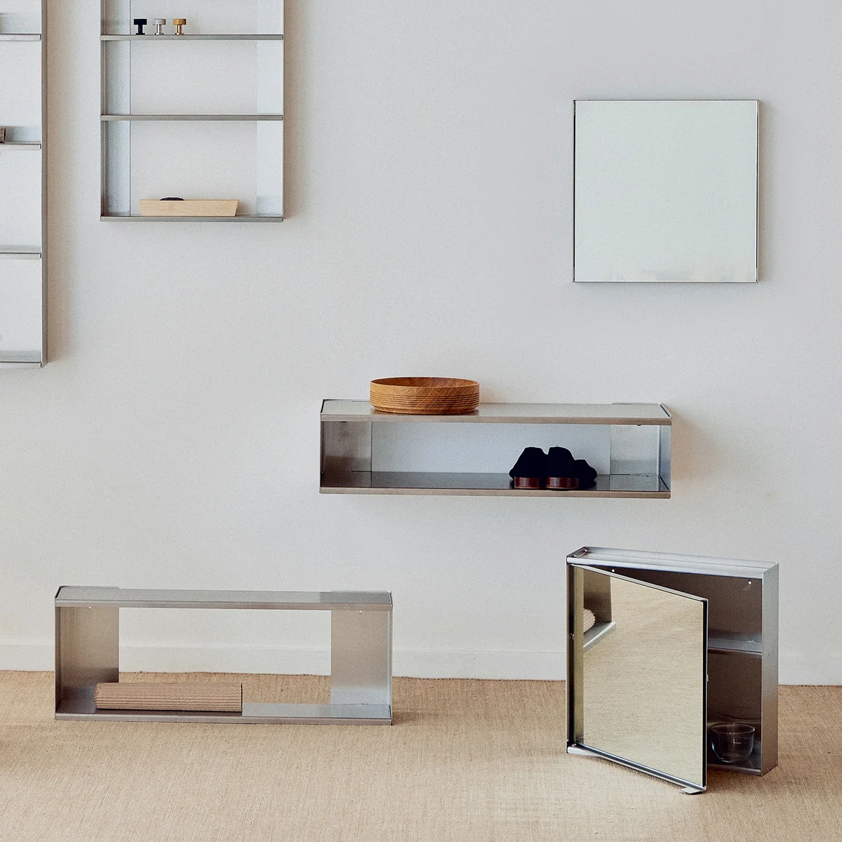 Form & Refine - Taper Famille de produits, acier inoxydable brossé