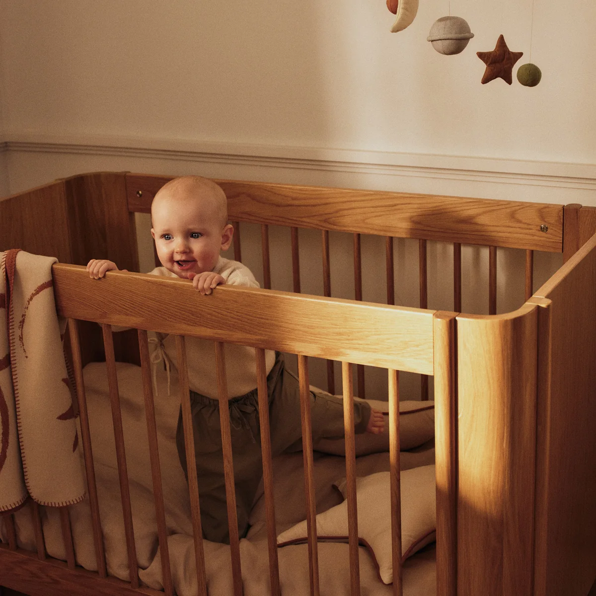 Ferm Living - Tilu Lit bébé, 68 x 129 cm, chêne naturel