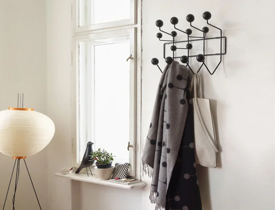 Retrouvez une grande variété de vestiaires suspendus dans notre boutique.