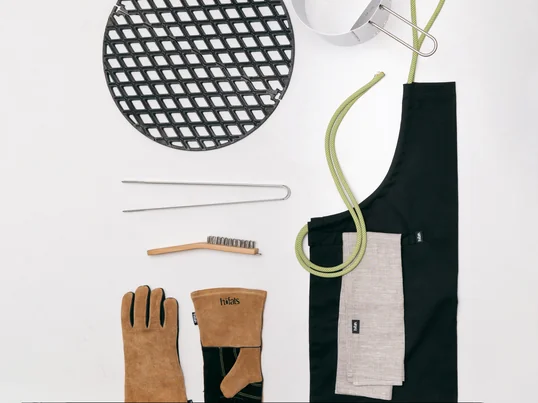 Trouvez les accessoires de barbecue appropriés dans notre boutique, afin que plus rien ne vienne entraver le plaisir du barbecue.