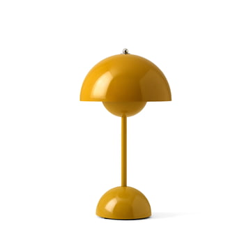 La lampe de table à accu VP9 de Flowerpot & Tradition en moutarde