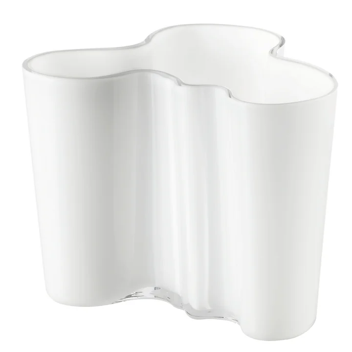 Aalto Vase Savoy 160 mm de Iittala en blanc opalin