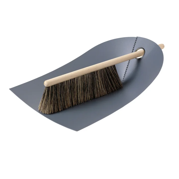 Pelle et balayette, gris foncé